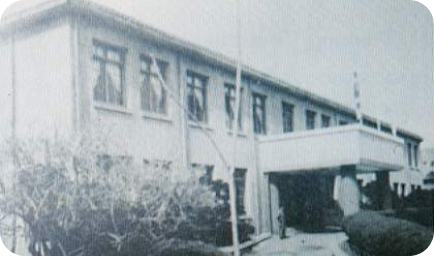 1951